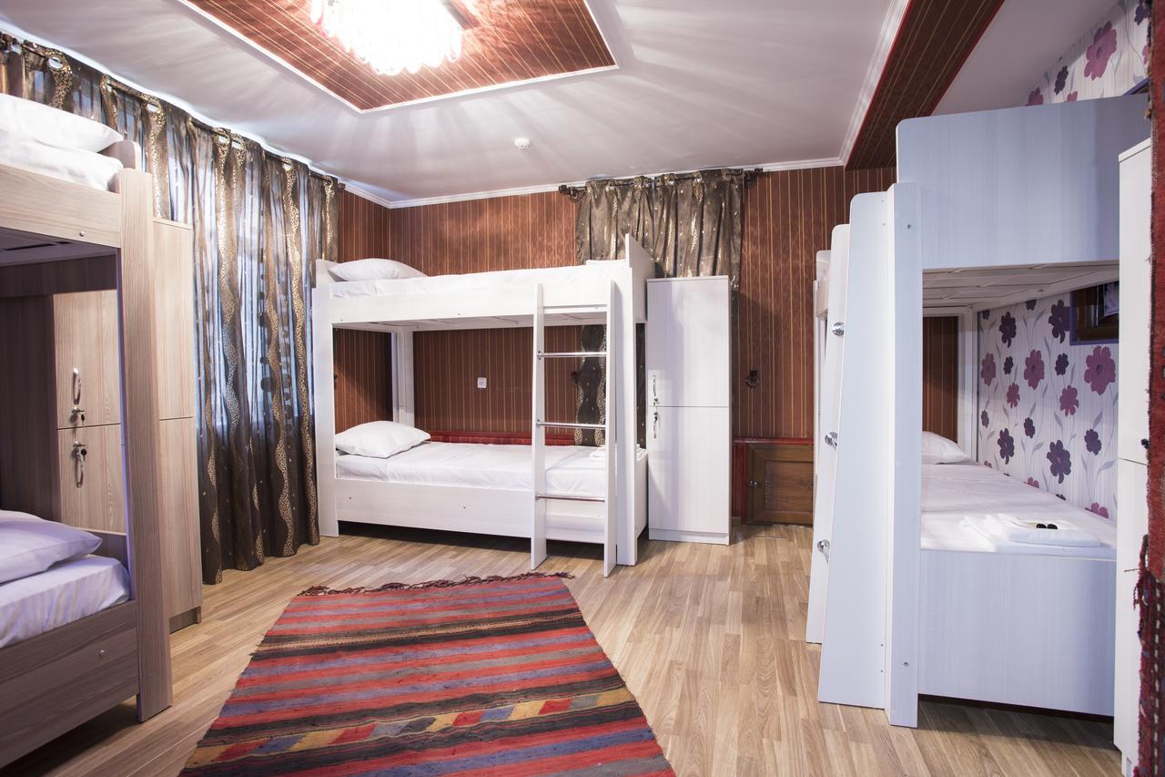 Inci Design Hotel & Hostel Sheki Exterior photo